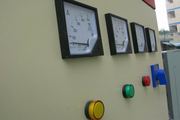 嵊泗配电柜-3683讲讲配电柜注意事项